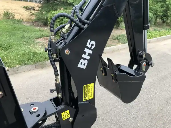 Tractor Backhoe BH5 - Image 15