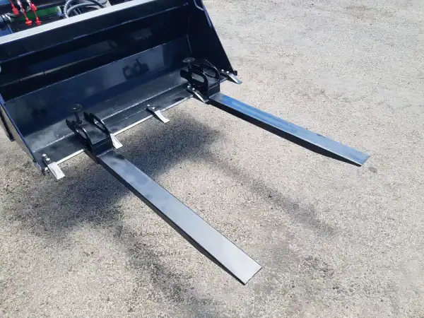 Clamp on Pallet Forks - Image 2