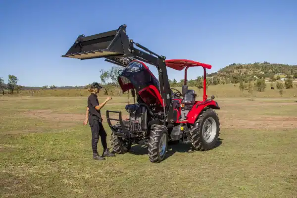 60hp Tractors AK604 - Image 24