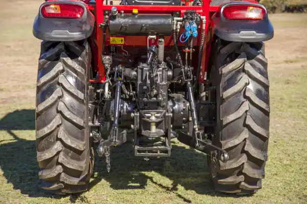 60hp Tractors AK604 - Image 30