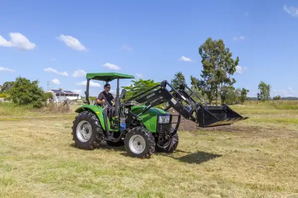 60hp Tractors AK604 - Image 13